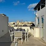 Ilwien - Private Rooftop Pool - Terrace Xagħra